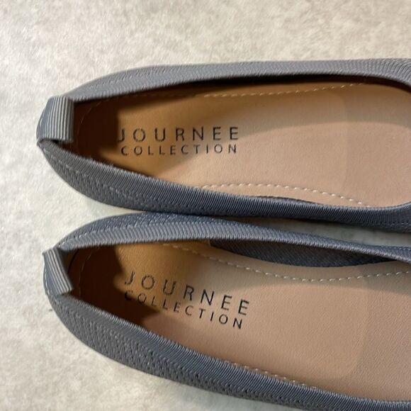 Journee Collection Women’s Maryann Slip On Round Toe Ballet Shoe Size 7 - Picture 2 of 5